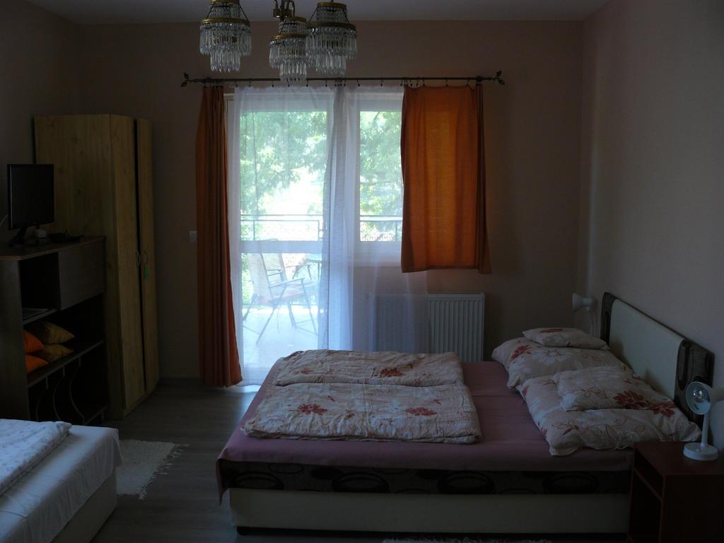 Hejo Apartman Miskolc Buitenkant foto